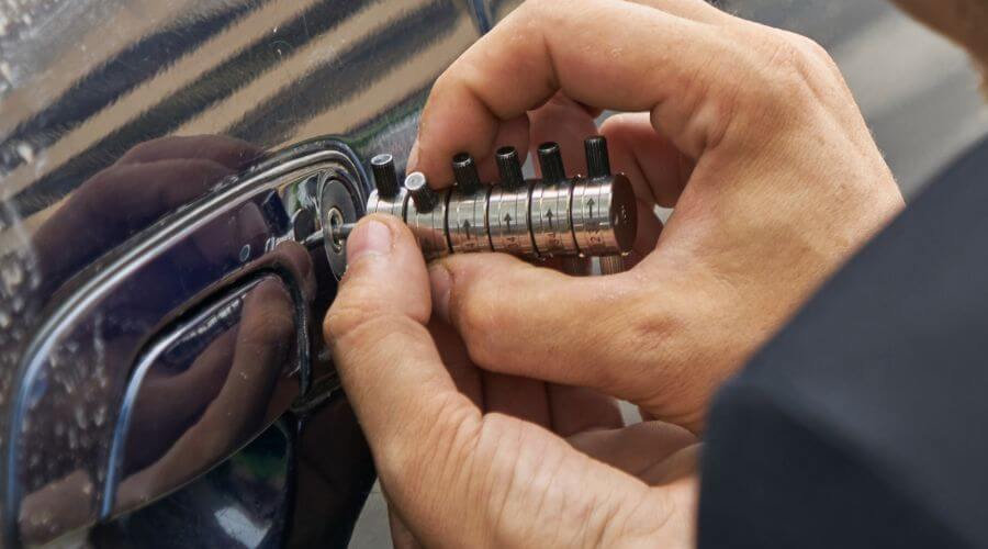 Professional New roof installation in Selman City, TX